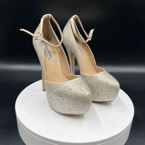 STEVE MADDEN Champagne Rhinestone Platform Heels
